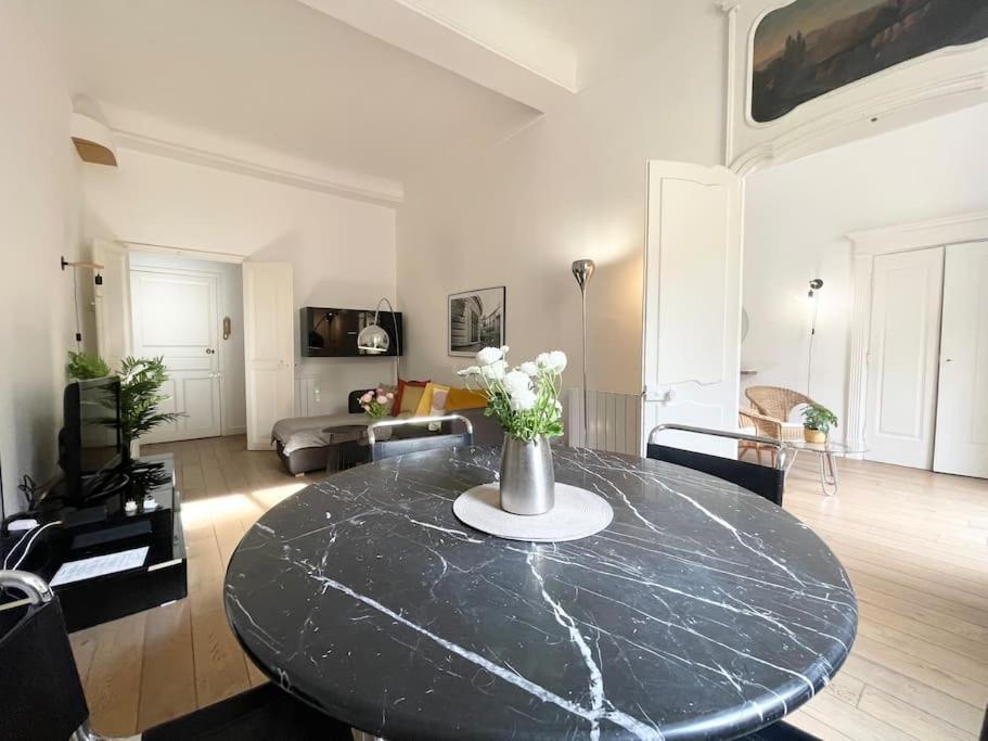 Homelivia, Vieux Nice, Appartement De Charme, Clim Balcon Εξωτερικό φωτογραφία